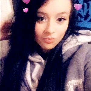 Meet your Posher, Katelyn